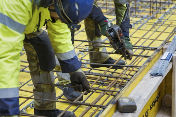 Foreign workers in Finnish construction sector increase despite economic downturn
Foreign workers in Finnish construction sector increase despite economic downturn