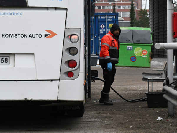 HS: Buses in Helsinki area could run out of fuel as strikes continue
HS: Buses in Helsinki area could run out of fuel as strikes continue