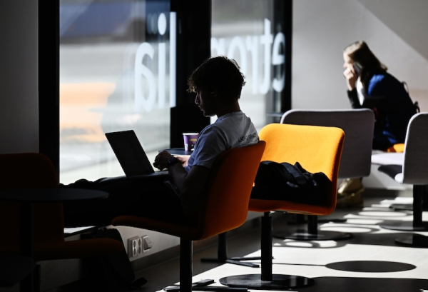 Increased interest assistance boosts support for student loan borrowers
Increased interest assistance boosts support for student loan borrowers