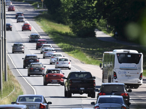 Survey: Many Finns plan to reduce car use due to high costs
Survey: Many Finns plan to reduce car use due to high costs