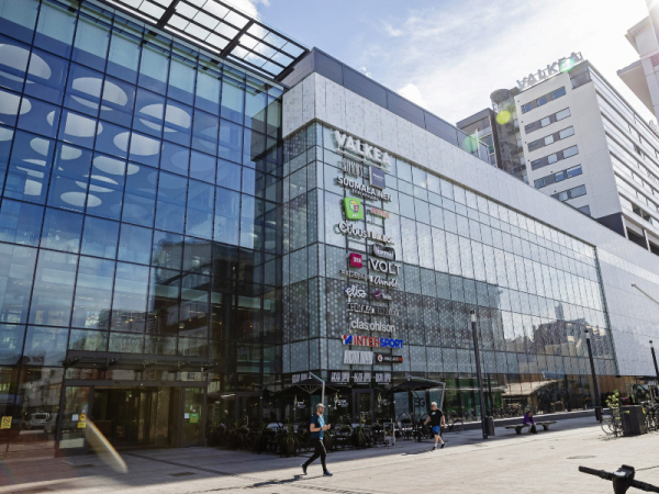 Oulu shopping centre sees second stabbing, police suspect racist motive
Oulu shopping centre sees second stabbing, police suspect racist motive