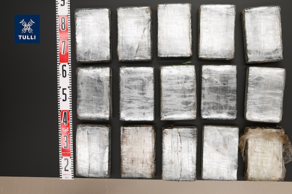 Finnish Customs seize major cocaine shipment worth over 2 million euros
Finnish Customs seize major cocaine shipment worth over 2 million euros