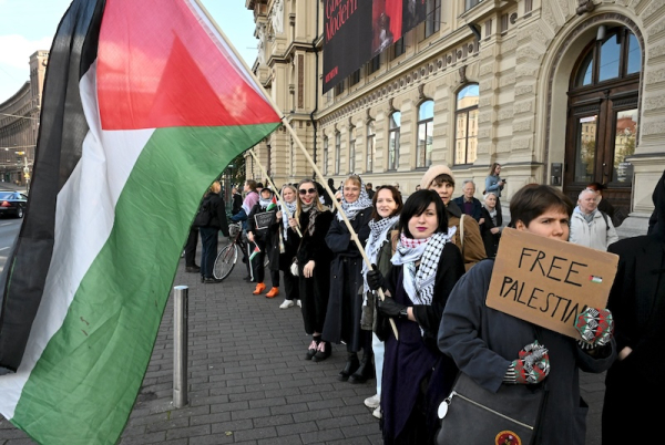 Majority of Finns call for sanctions and war crime charges against Israel
Majority of Finns call for sanctions and war crime charges against Israel