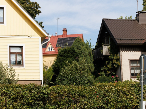 STT: Sales of single-family homes hit new low since aftermath of 1990s recession
STT: Sales of single-family homes hit new low since aftermath of 1990s recession