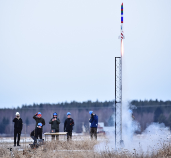 
					
				Students launch soda can satellites in national space challenge
			