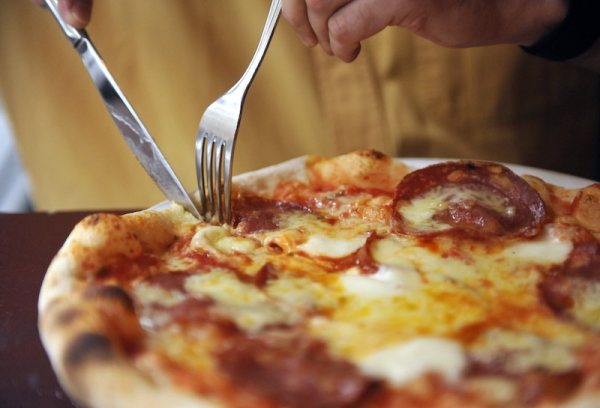 Half of audited pizza and kebab restaurants face criminal probe over unpaid taxes
Half of audited pizza and kebab restaurants face criminal probe over unpaid taxes