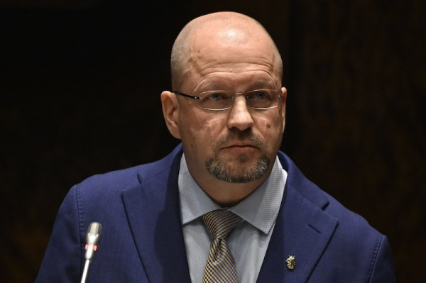 Finnish MP Timo Vornanen on trial over nightclub shooting
Finnish MP Timo Vornanen on trial over nightclub shooting